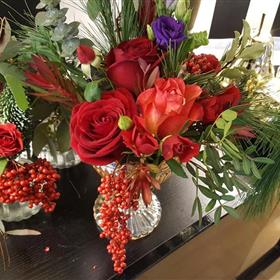 fwthumbchristmas arrangement Fleur 1.jpg